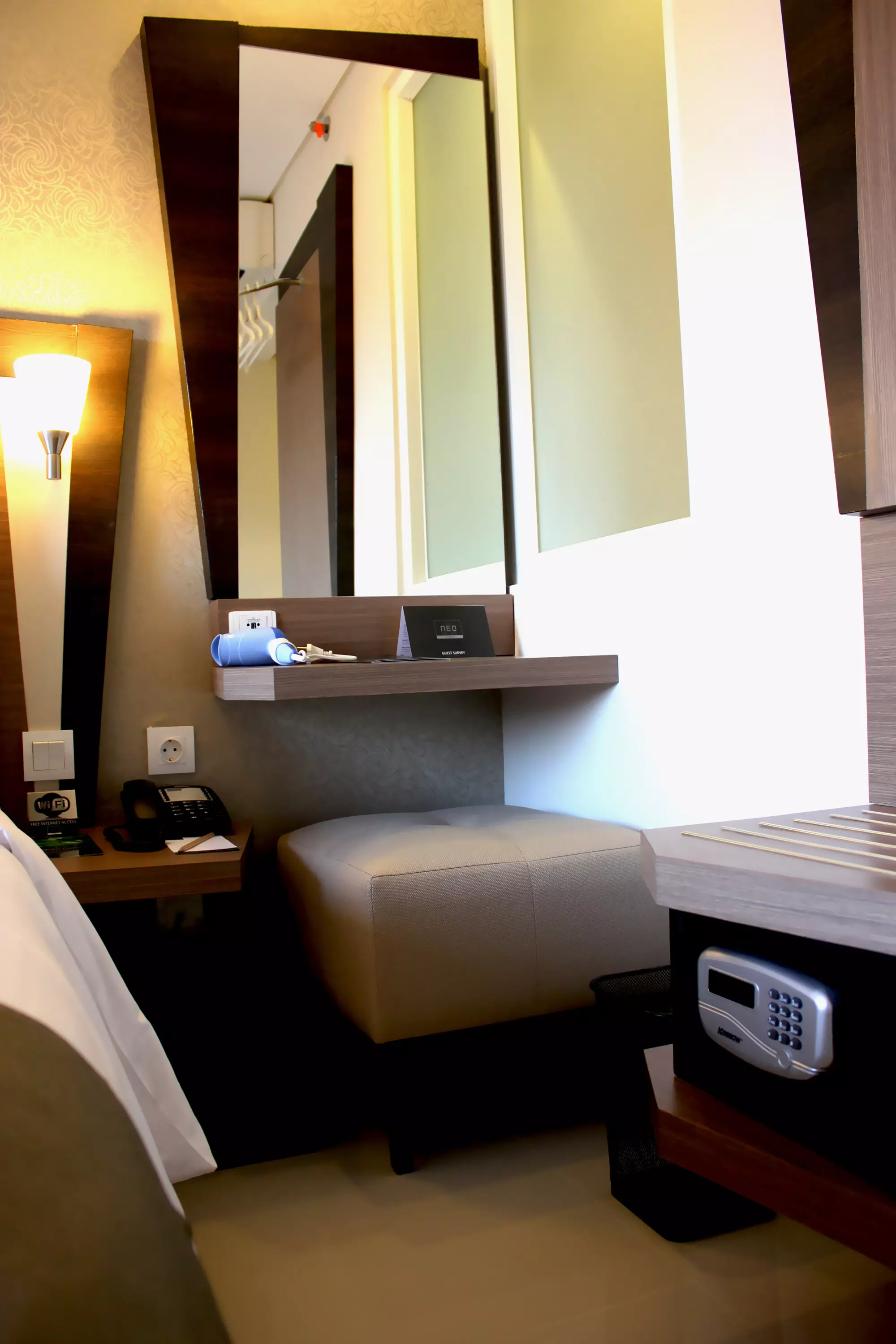 هتل نئو کوتا جلانتیک